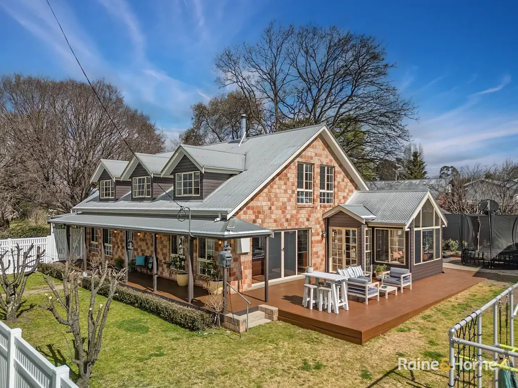 Glen Innes 5房  Manns Lane Manor