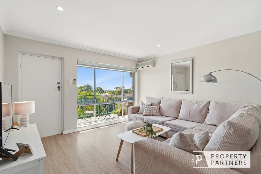 Wembley Downs 3部屋 ELEVATED LIVING WITH OCEAN AND TREETOP VIEWS