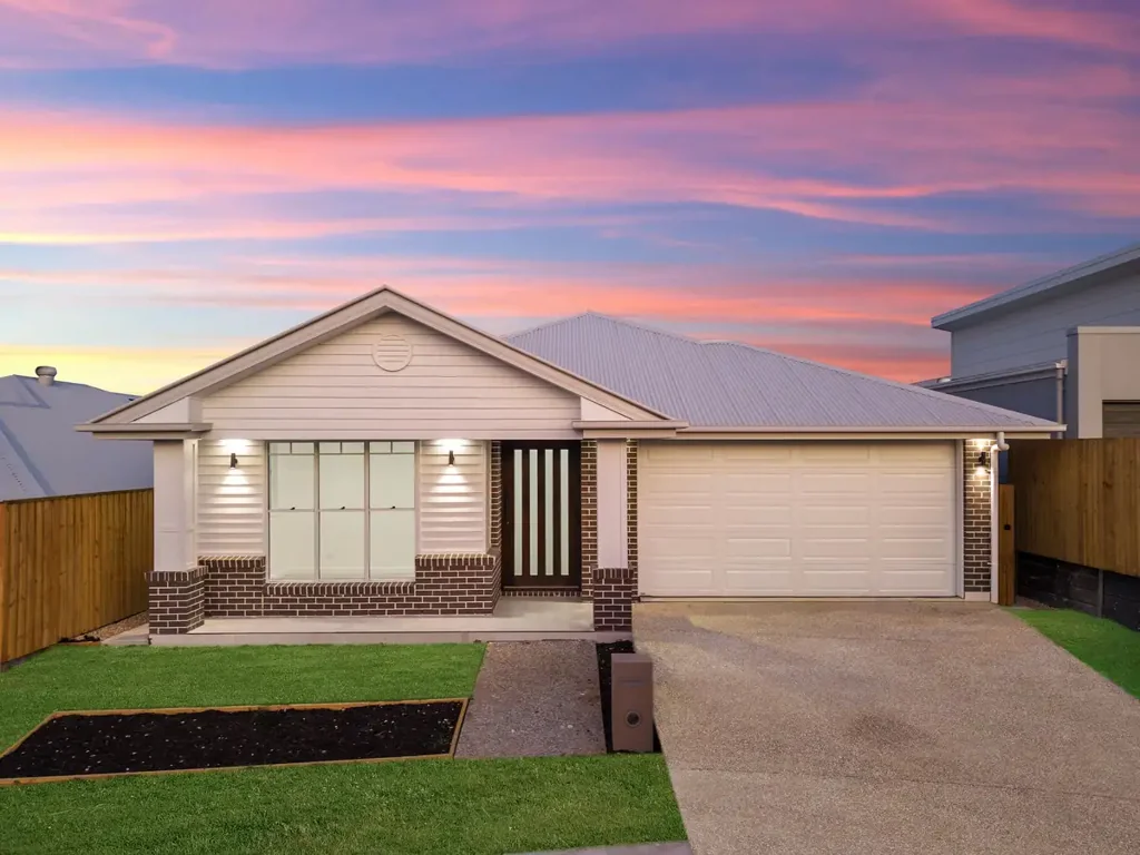 South Ripley 4ਬੈੱਡਰੂਮ Spacious, Stylish & Ready to Move In!!!