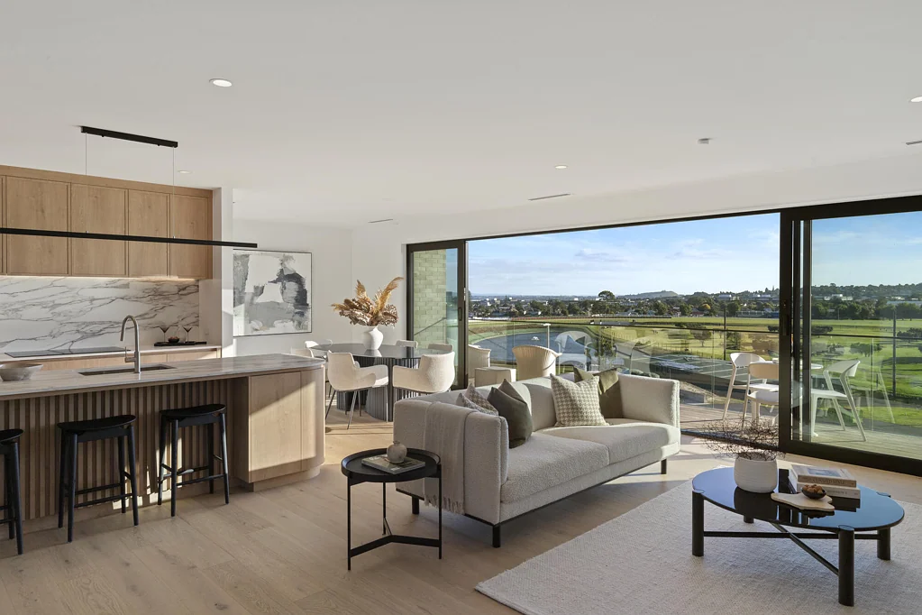 Remuera 4 Bedroom Elegance Overlooking the Racecourse