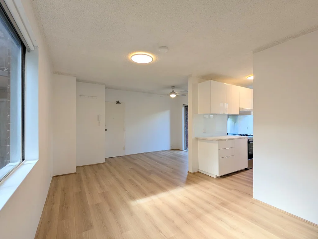 Renovated Apartment with Leafy Outlook & Outstanding Convenience