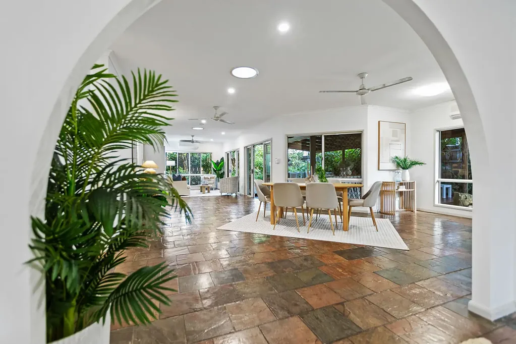 Kewarra Beach 4બેડરૂમ Comfort, Character and a True Lifestyle Opportunity
