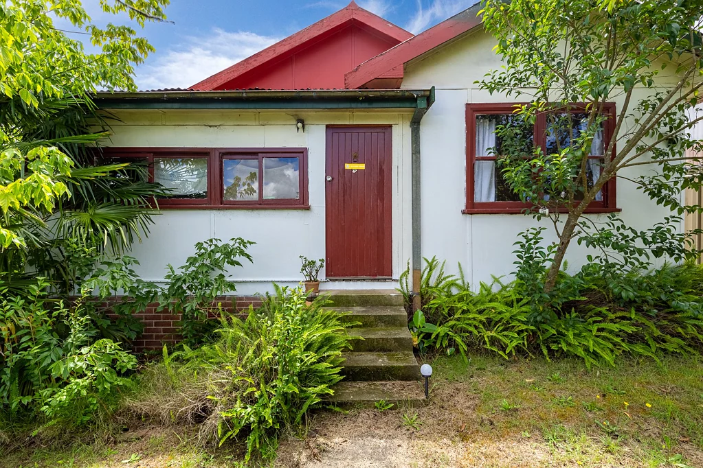 18 Norman Avenue, Bega, NSW 2550