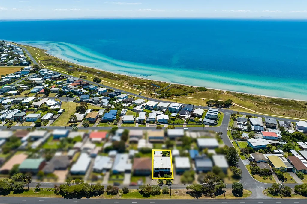 Indented Head 4कमरा Spacious Lifestyle Getaway - 300m To The Beach