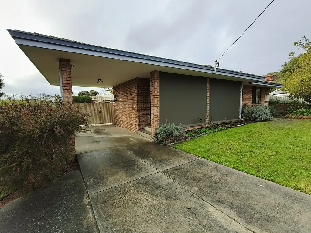 14 Maley Place