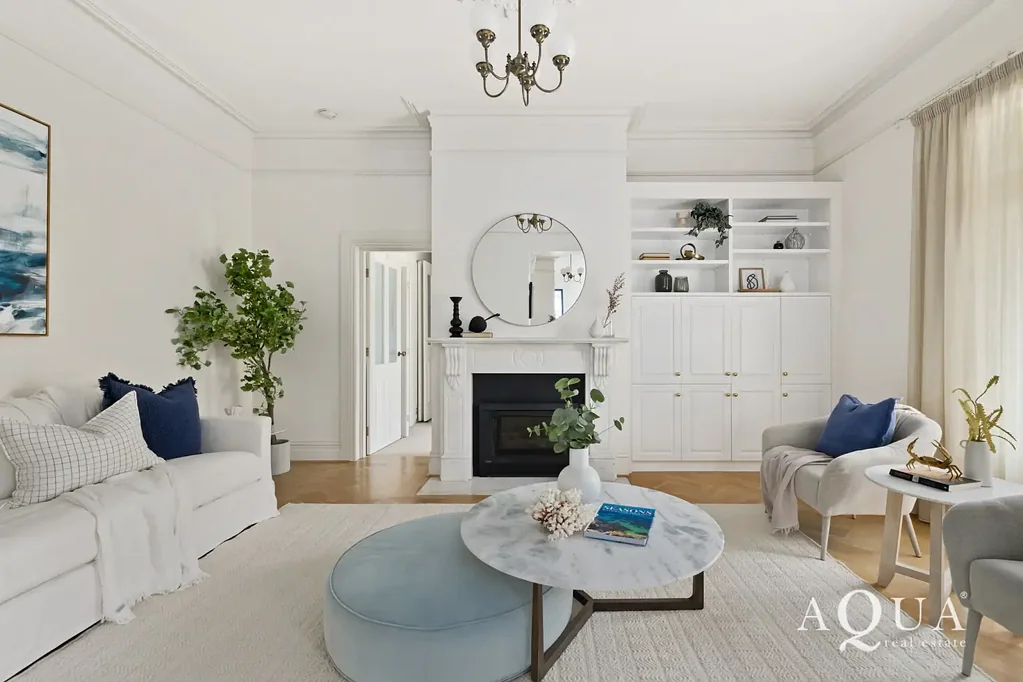 Mornington 2房  Historic Charm, Coastal Lifestyle