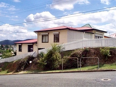 1/8 Murray Street, Red Hill, QLD 4059, 2 Bedrooms, 1 Bathrooms, Unit