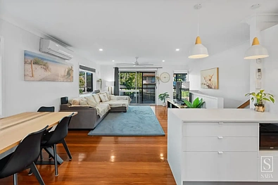 客厅 - 23 Woggle Street, Jamboree Heights, QLD 4074