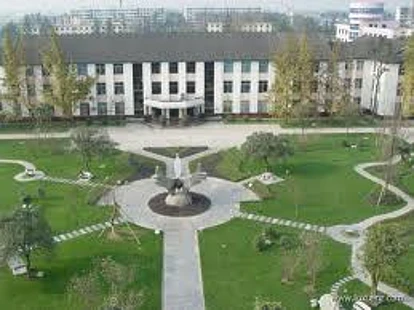 新西兰各大高校的学生构成和地理位置情况如何？