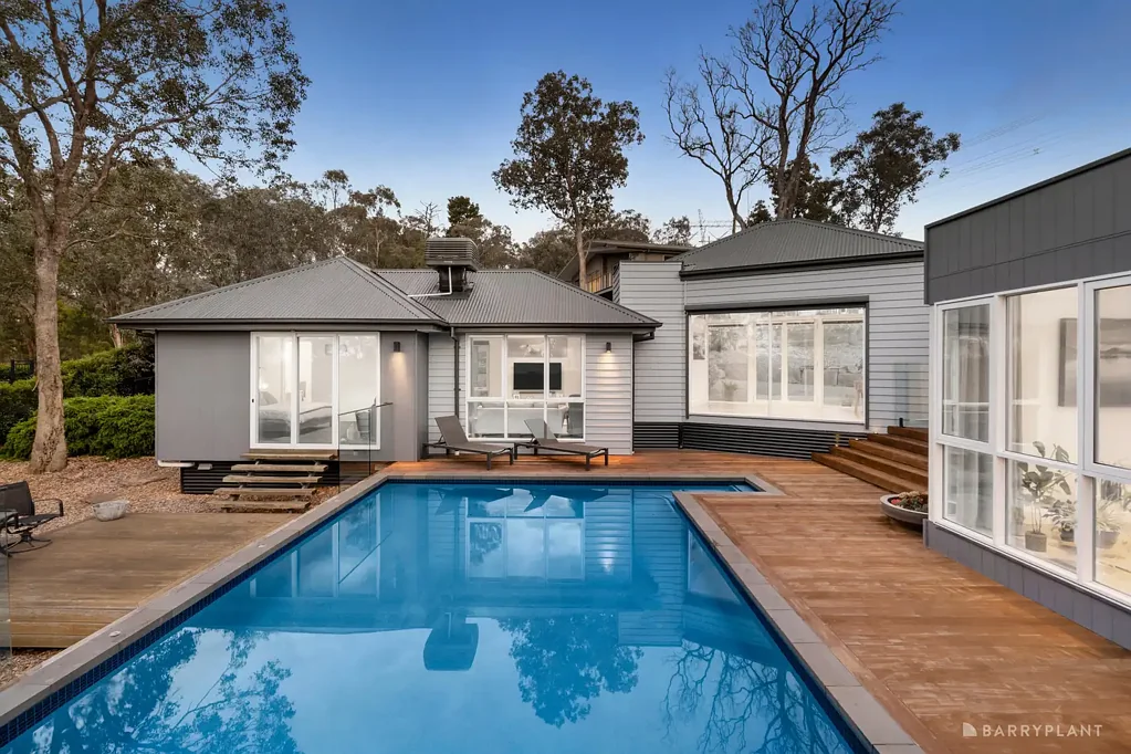 19 Amersham Drive, Warrandyte, VIC 3113