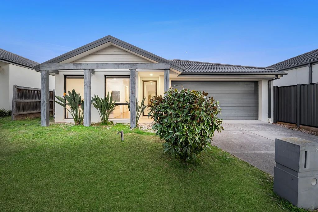 7 Harwood Court, Burnside Heights, VIC 3023