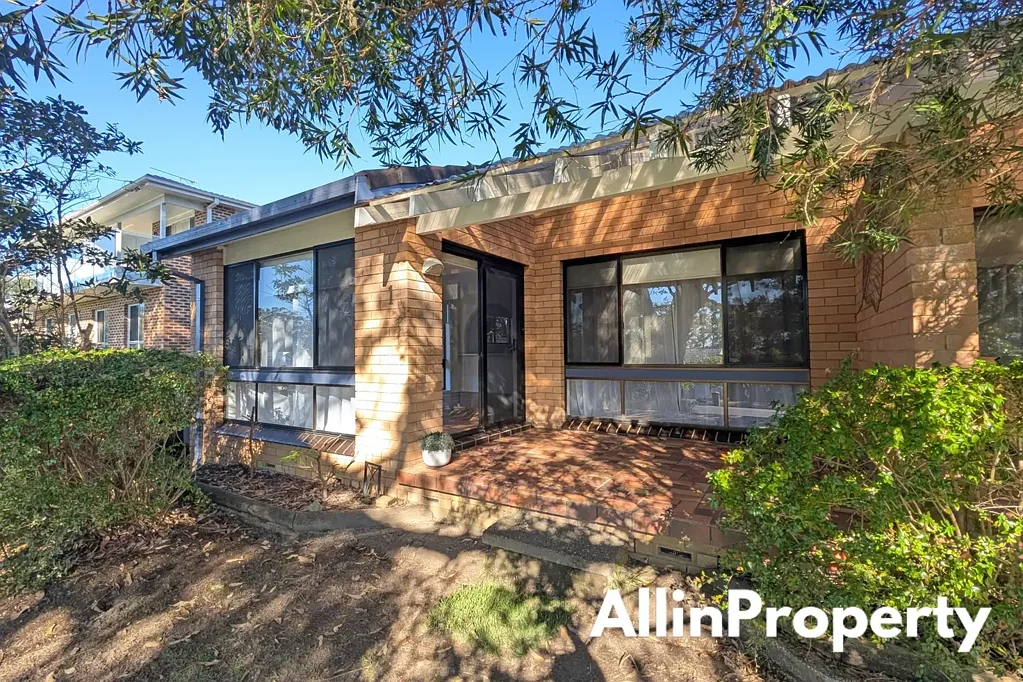 All In 1/215-217 Elizabeth Drive, Vincentia