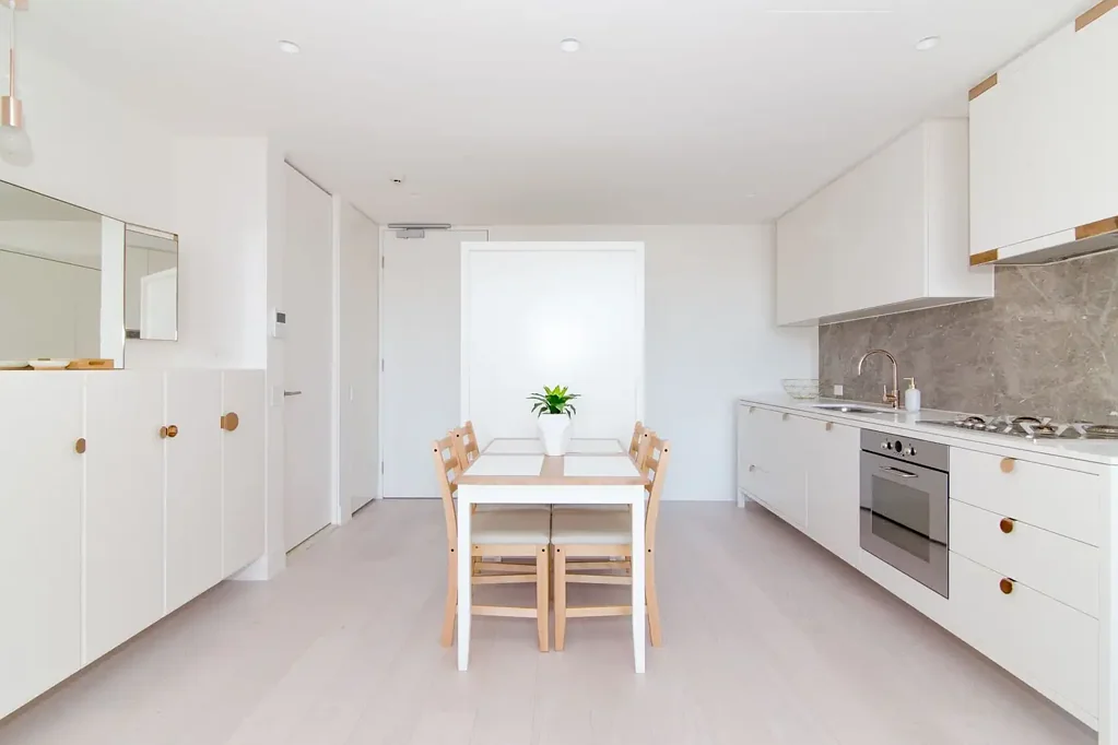 Designer garden apartment in Eve