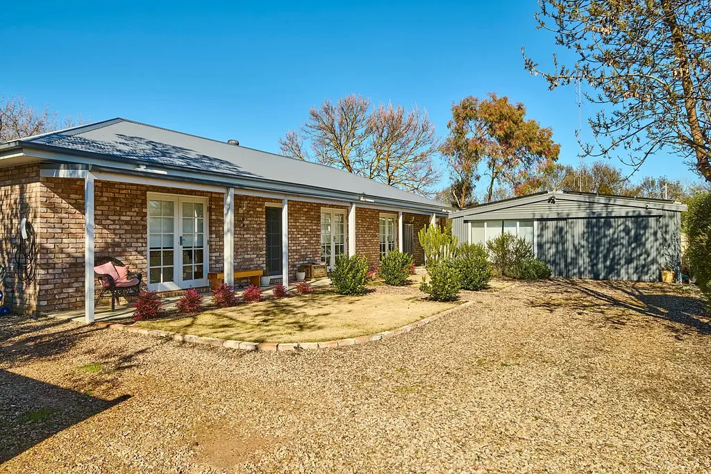 Heathcote 3 Bedroom Perfectly Positioned Quality Residence