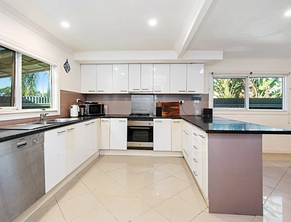 273 Egan Street, Kalgoorlie, WA 6430, 4房, 1浴, House