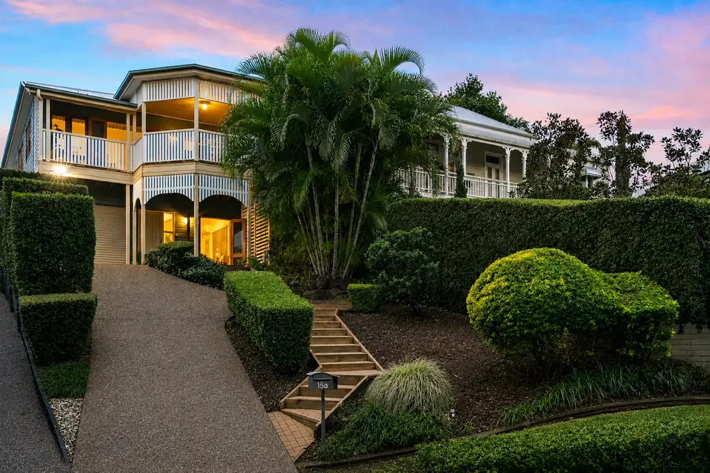 Toowong 4房  Timeless Style in a Prestigious Toowong Setting