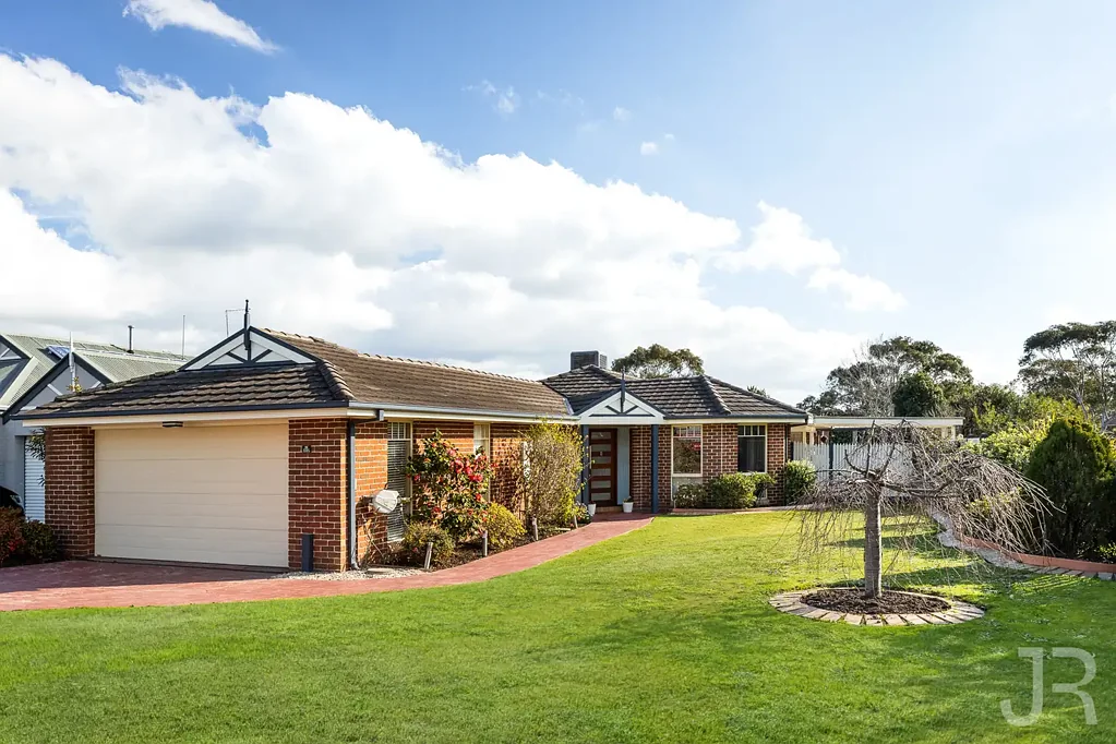 29 Euroa Avenue, Berwick, VIC 3806