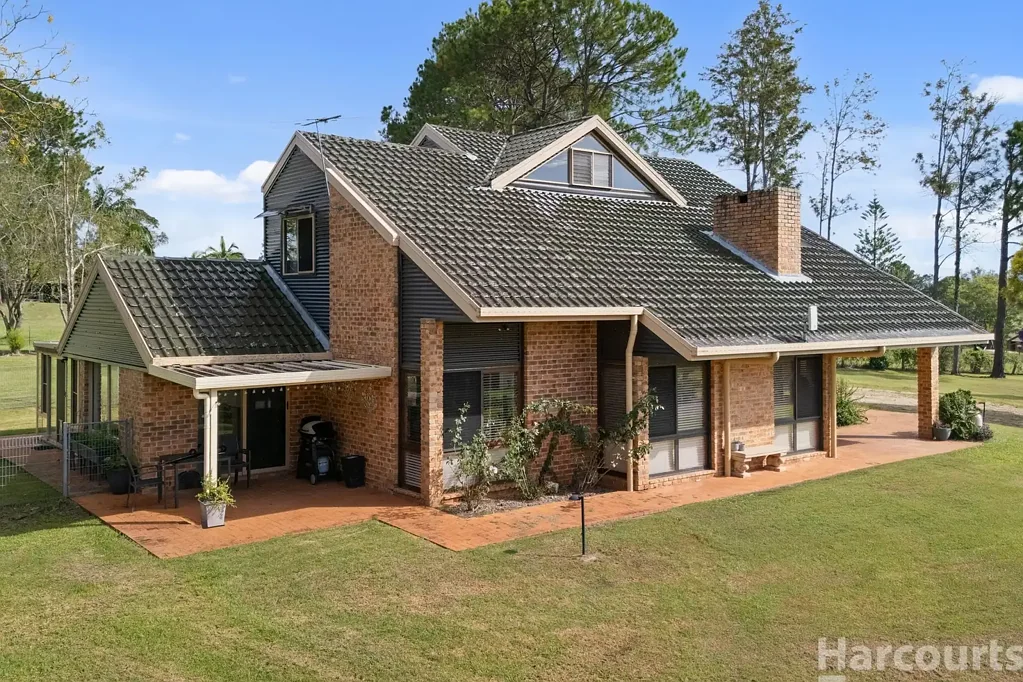 Aldavilla 4chambre Unique, bespoke and beautiful acreage!