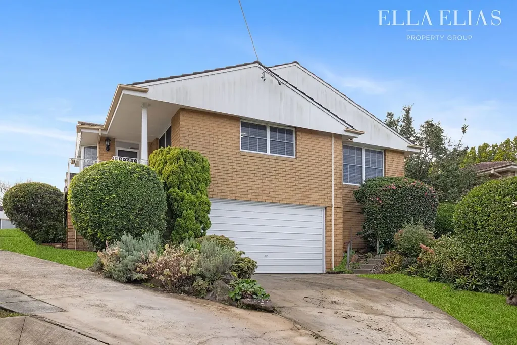 Charming 3 Bedroom Villa with District Views