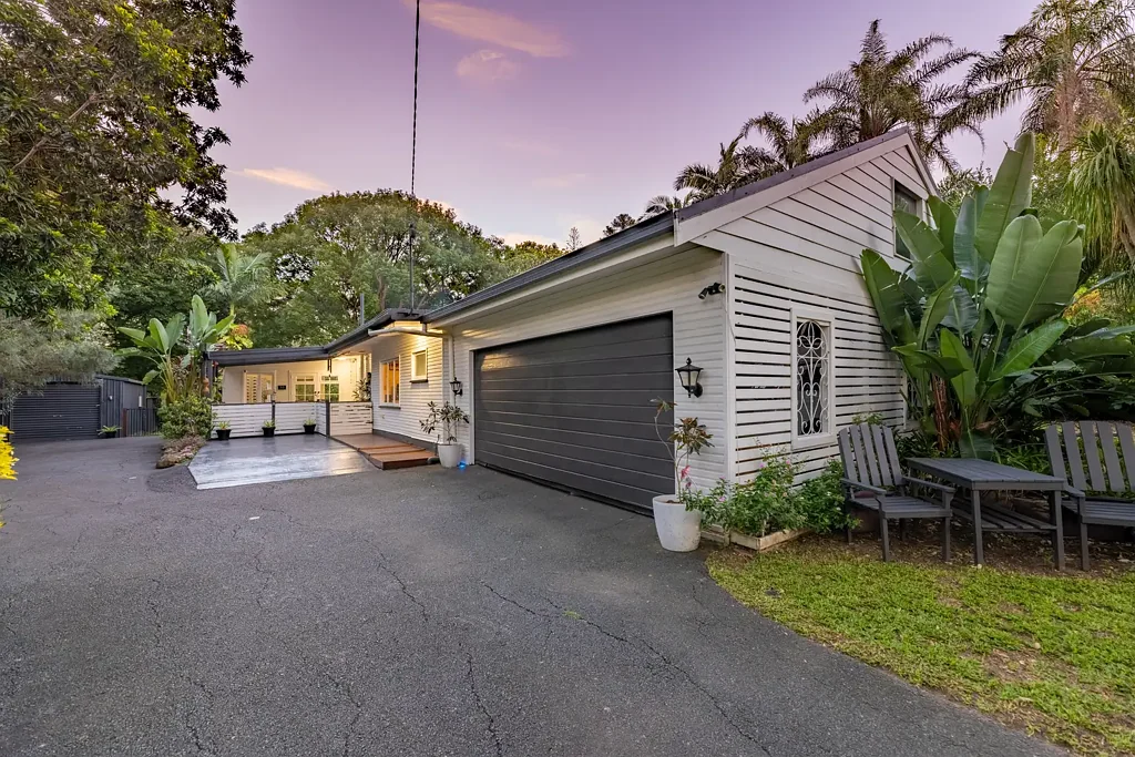 Caboolture 4Kwarto A Riverside Retreat Designed for Space, Comfort & Complete Tranquillity