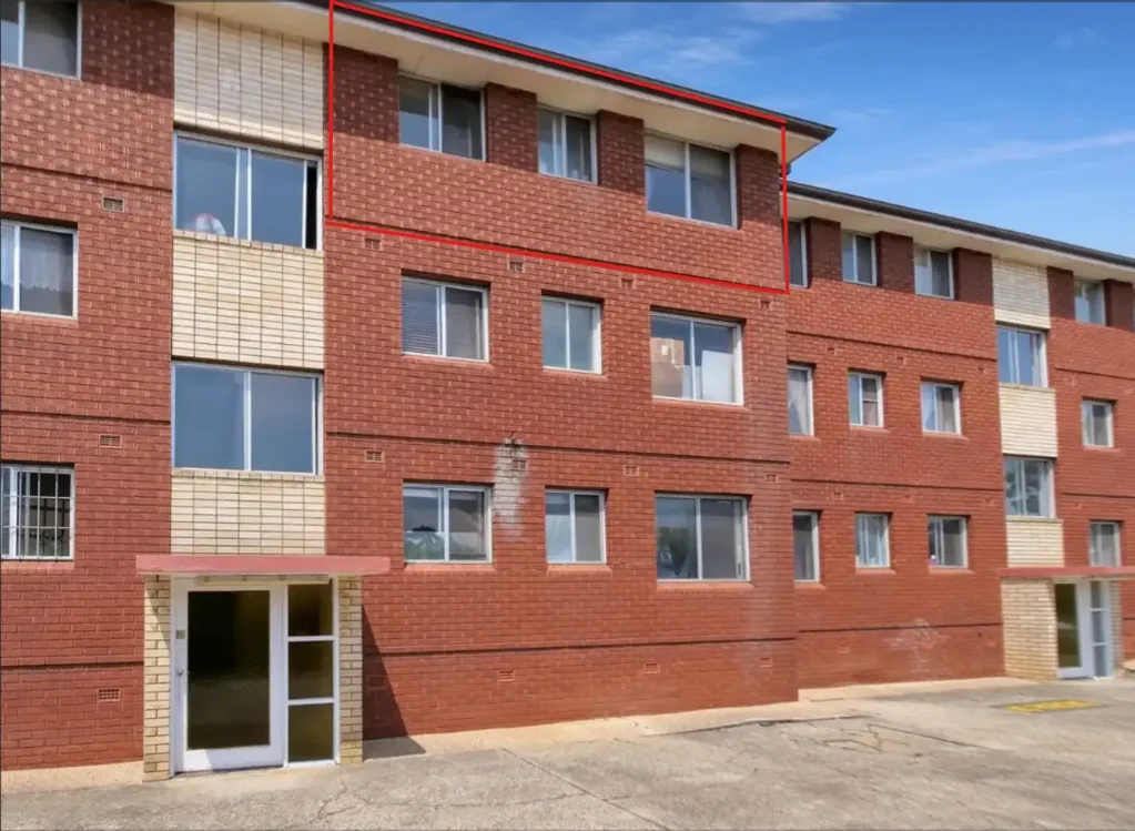 Top-Floor 2-Bedroom Apartment | Spacious & Perfectly Located