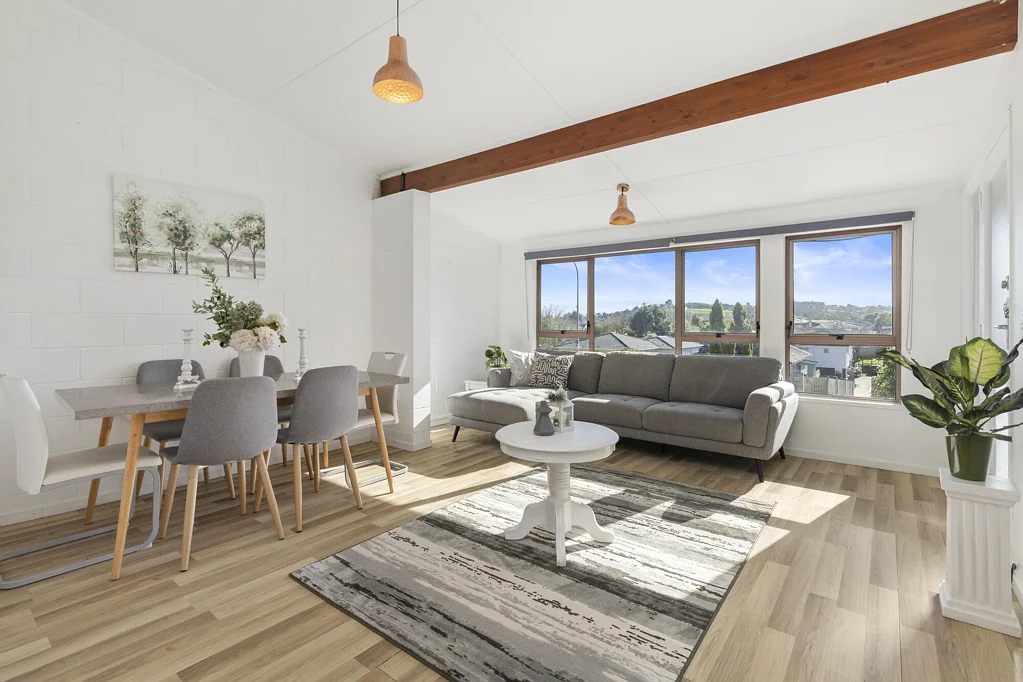 Pukekohe 3બેડરૂમ Sun-Filled Living, Superb Location