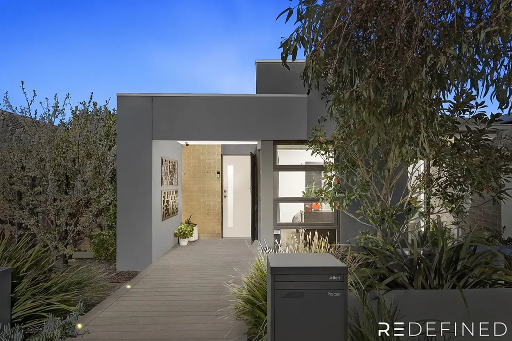 Wollert 3 Slaapkamer Charming Three-Bedroom Family Home in Prime Aurora Estate Location
