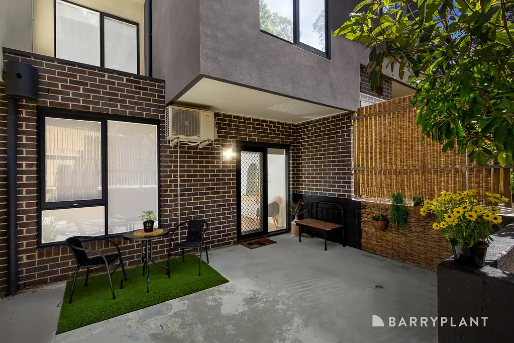 12/3-5 Milton Street, Ferntree Gully, VIC 3156