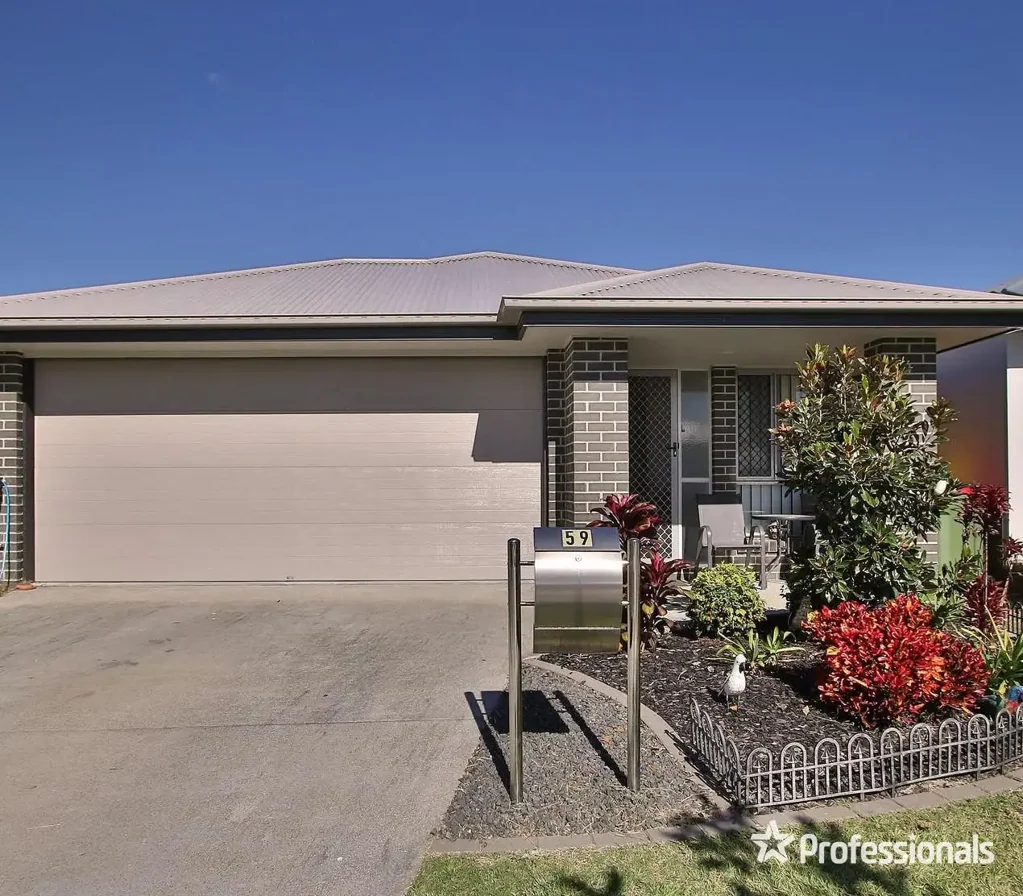 Family Home close to everything!