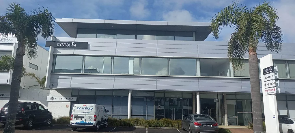 Rosedale  300m2 Office with Stunning “Pop-Top” and Deck