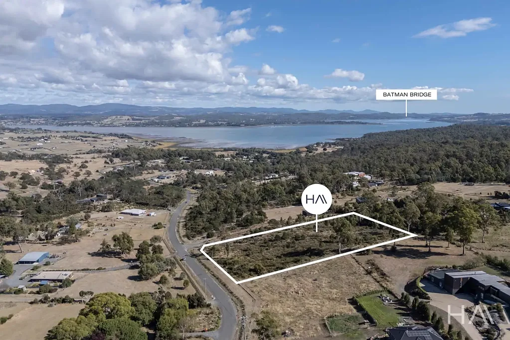 Swan Bay DA approved plans upon request with power connected!