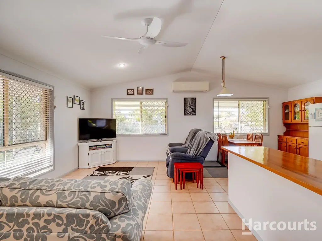 Urangan 3 Bedroom Prime Coastal Location in Urangan!