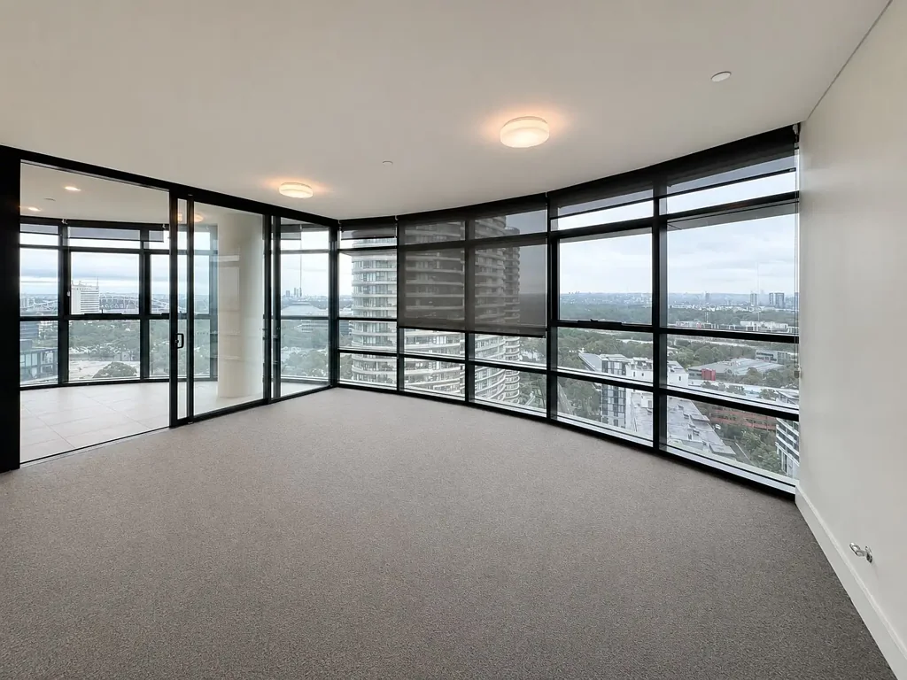 Modern Apartment with Study, Stunning Views & Convenient Location