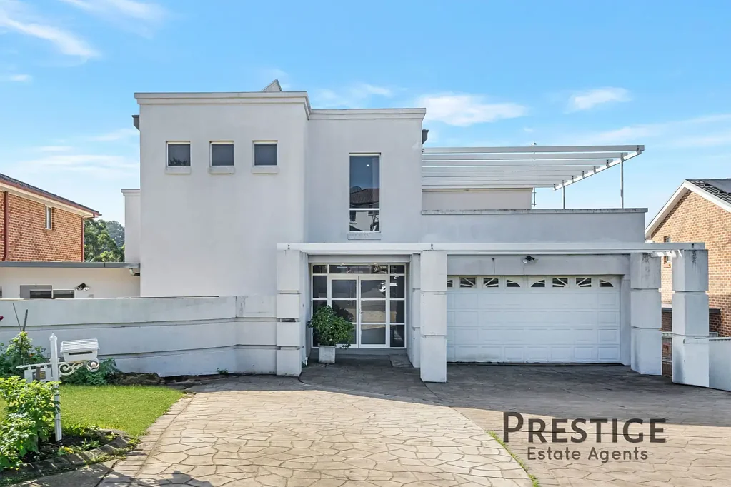 16 Snowden Close, Cecil Hills, NSW 2171