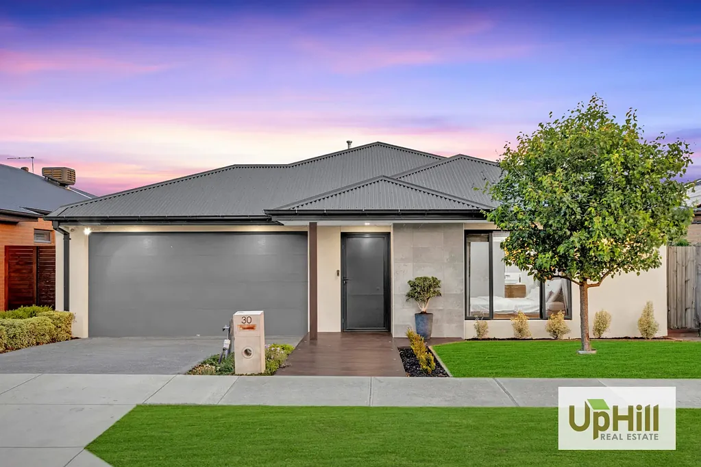 30 Capstone Street, Clyde, VIC 3978