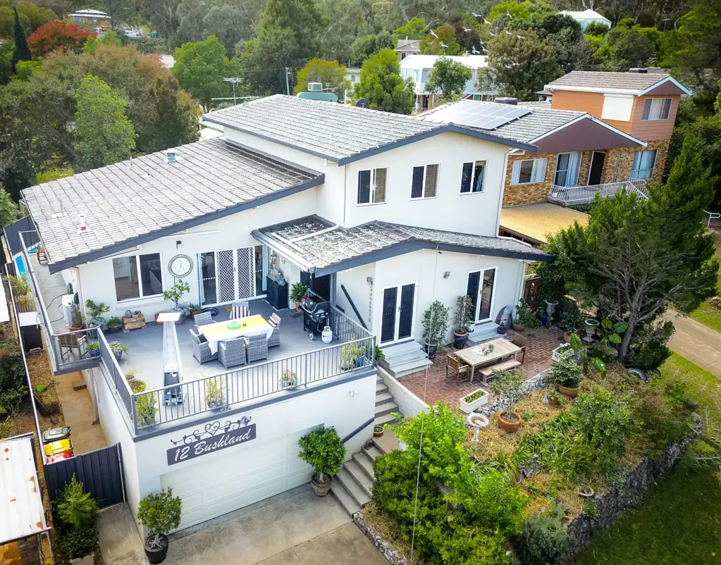 Tamworth 6房  Stunning Offering In East Tamworth