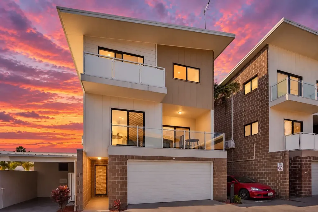Capalaba 3બેડરૂમ Modern Townhouse Living in a Convenient Capalaba Location