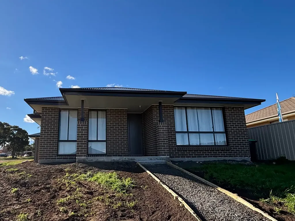 Spacious Newly built family home