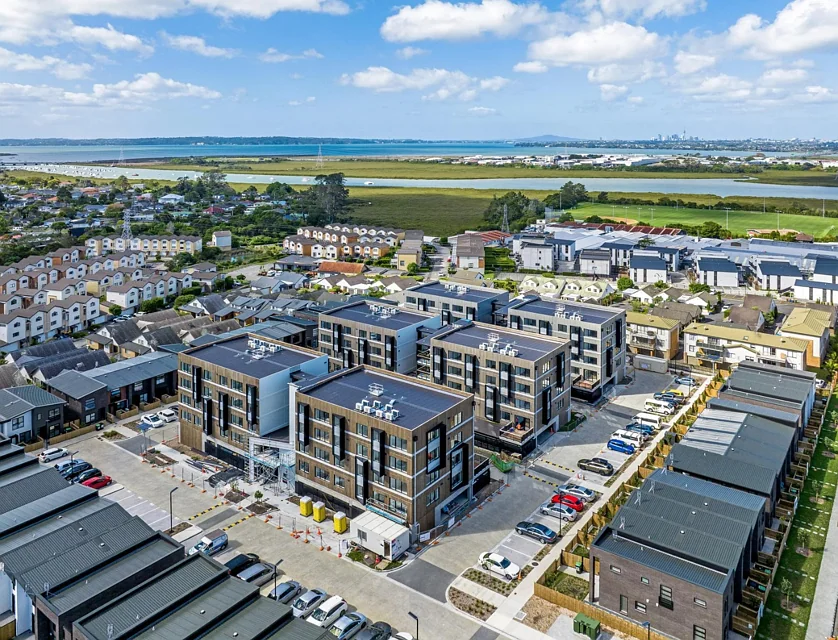 401/3 (*) Rauemi Way, Te Atatu South, Waitakere City, 2 Bedrooms, 1 Bathrooms, Apartment