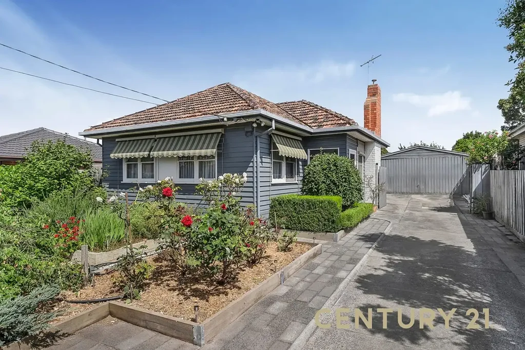Noble Park 4房  Beautiful Homestead with Development Potential