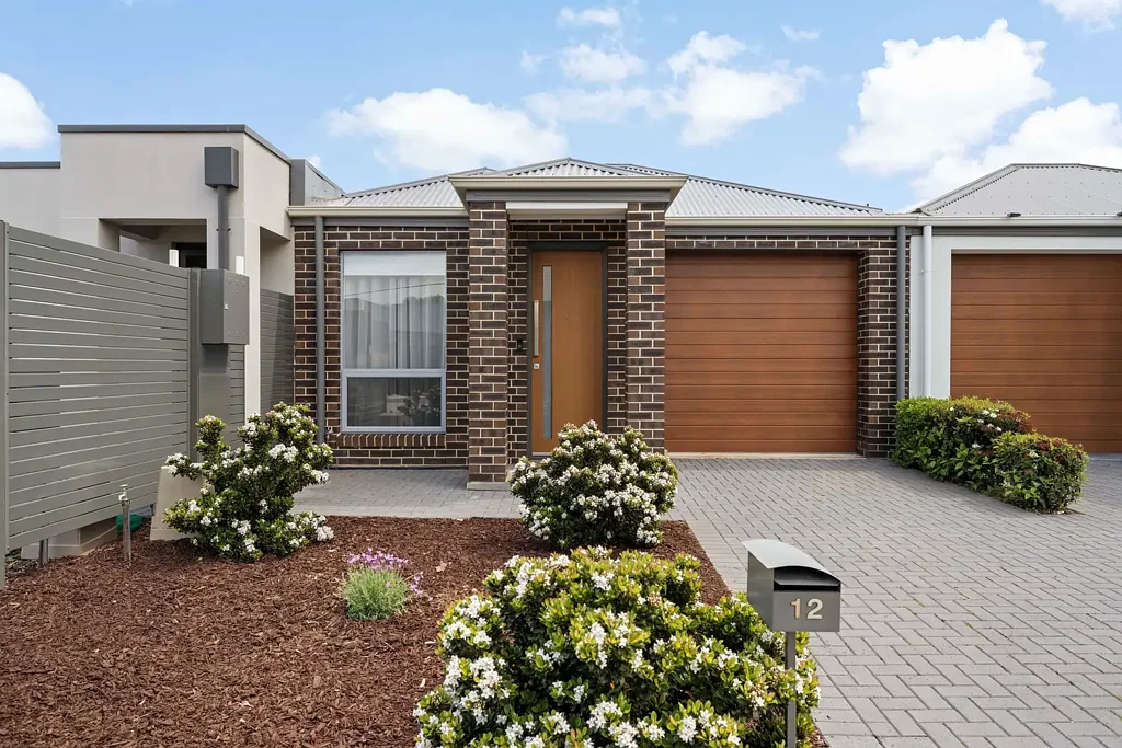 12 Greenock Drive, Sturt, SA 5047