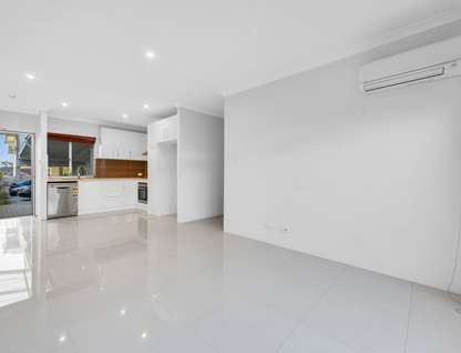 5/48 Frederick Street, Belmont, WA 6104, 2 Bedrooms, 2 Bathrooms, Apartment
