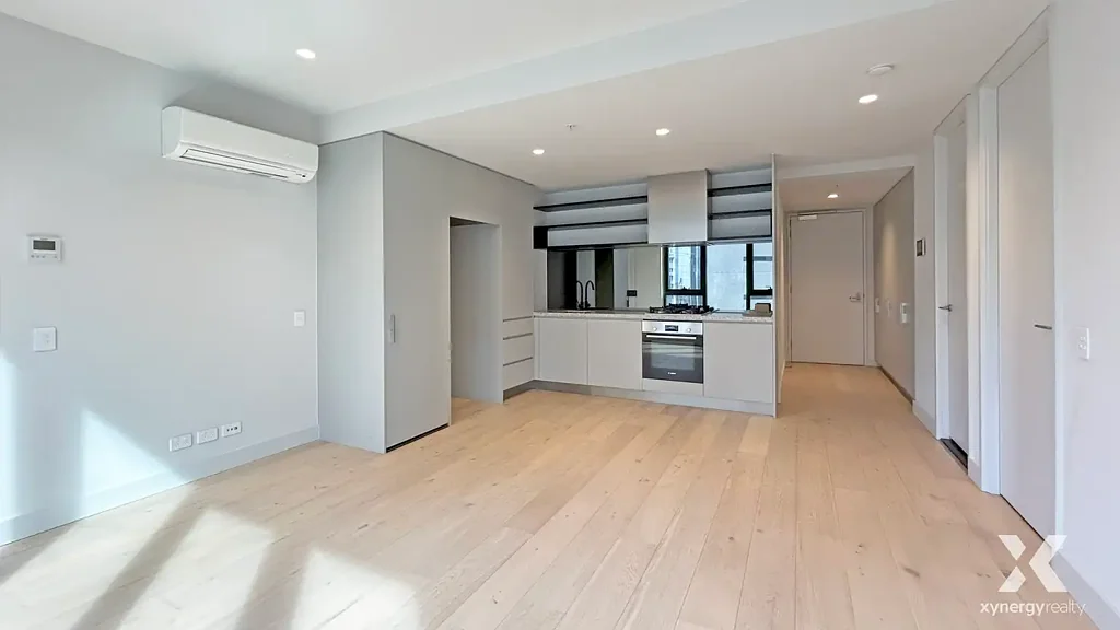 Stunning 2-Bedroom Apartment in the Heart of the CBD with Luxury Amenities!
