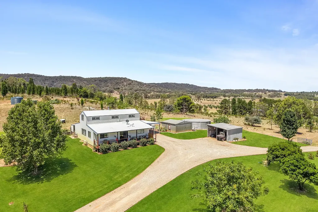 Mudgee  The Complete Rural Lifestyle Package – Space, Comfort & Water Security.