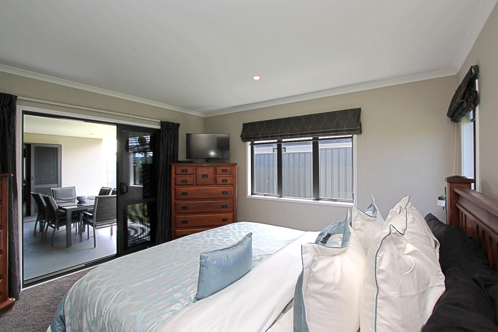 26 Drake Crescent, Awatoto, Napier, 3 Kuwarto, 2 Banyo