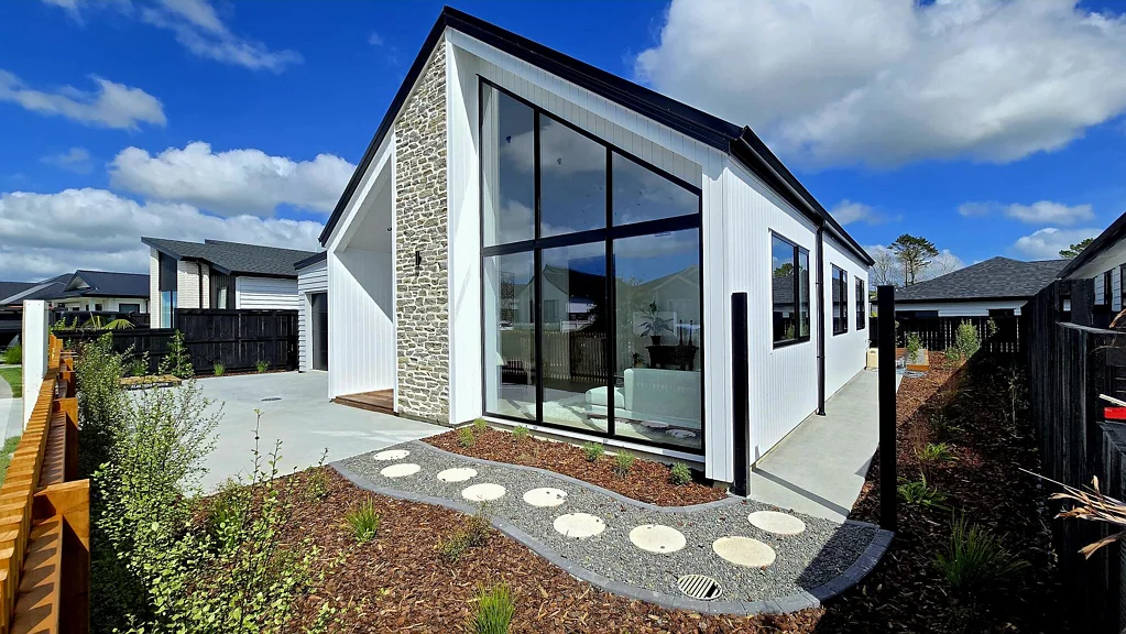 Milldale 4Moenga Brand-New Luxury Living !!