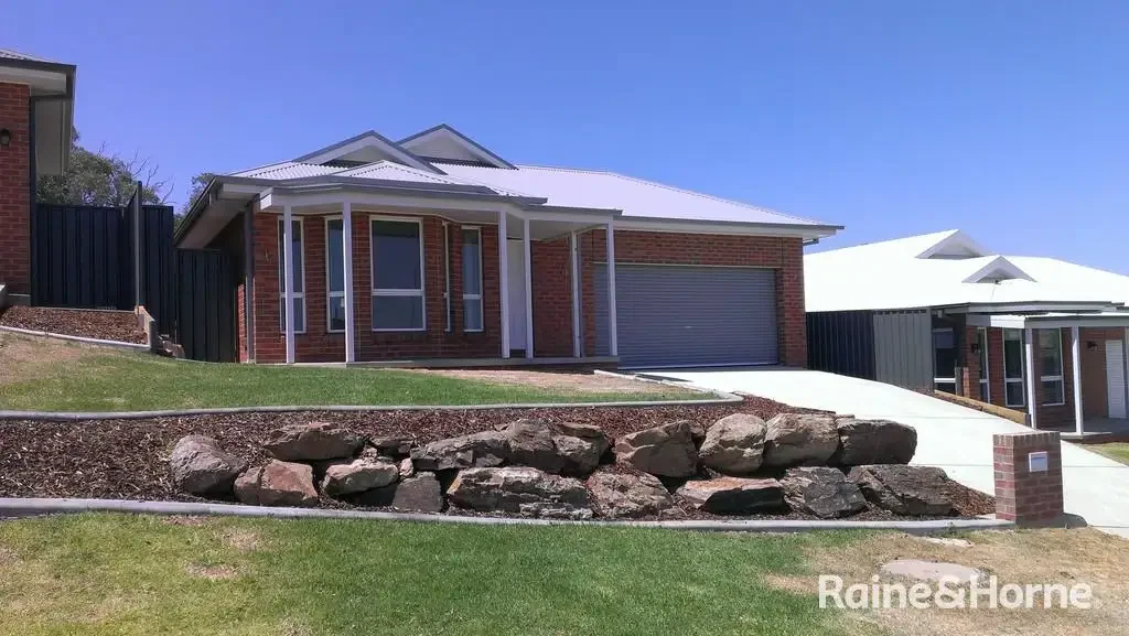 QUALITY LIVING IN A PRIME BOURKELANDS LOCATION