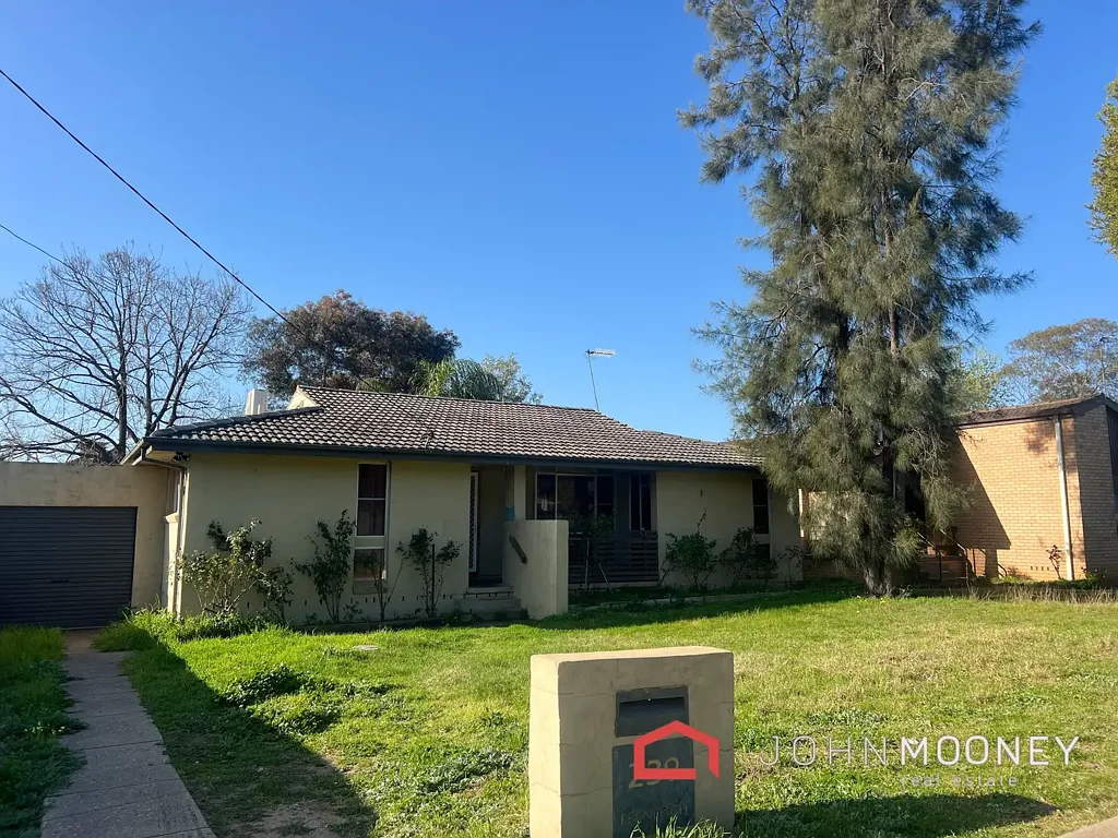 3 Bedroom, 1 Bathroom Home Available NOW!