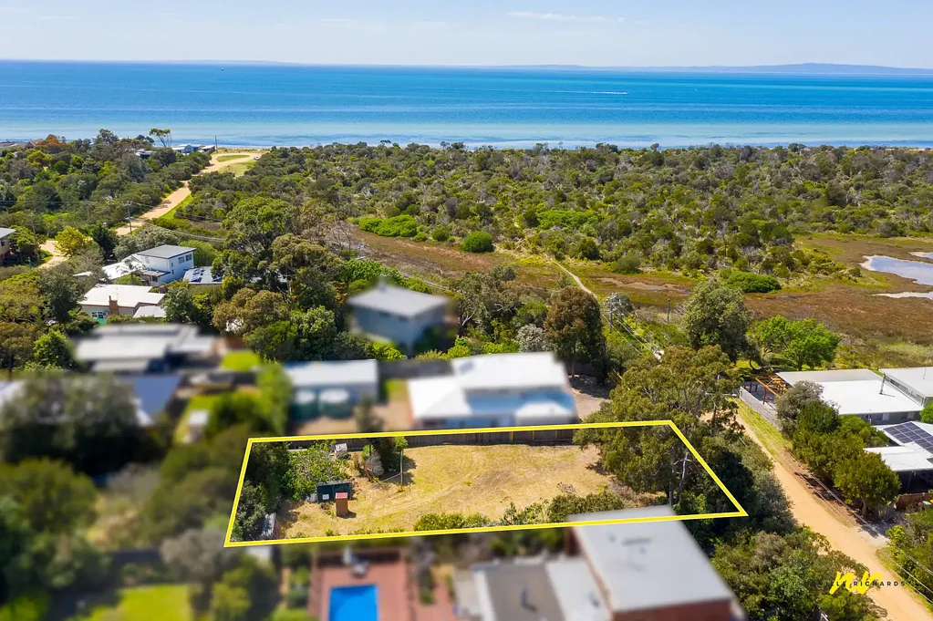 6 Swan Parade, St Leonards, VIC 3223