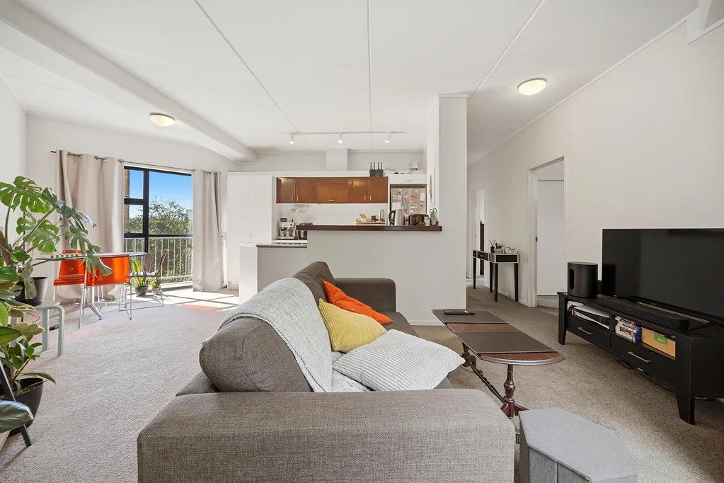 Eden Terrace 2房  Apartments in Charlotte Mews rarely come to market
